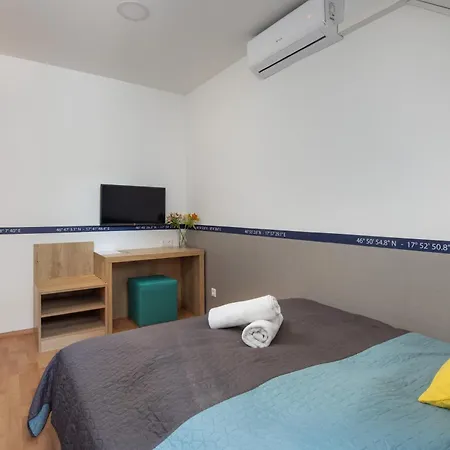 Отель Solero 3*